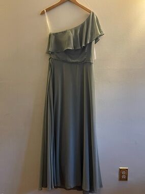 One-Shoulder Ruffle Bridesmaids/Evening Dress in Sage green